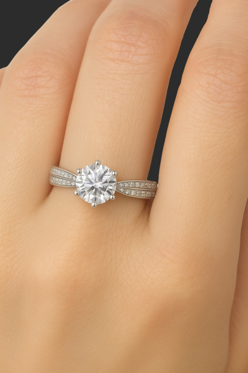 Aurora Moissanite Ring