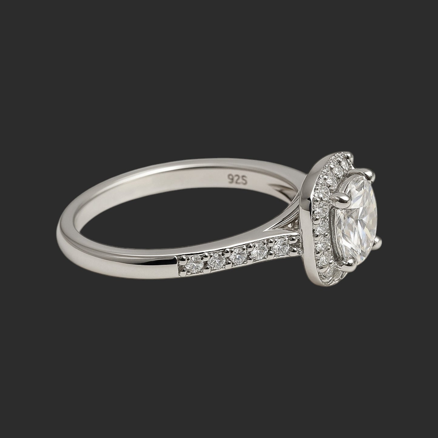 The Lyra Halo Ring