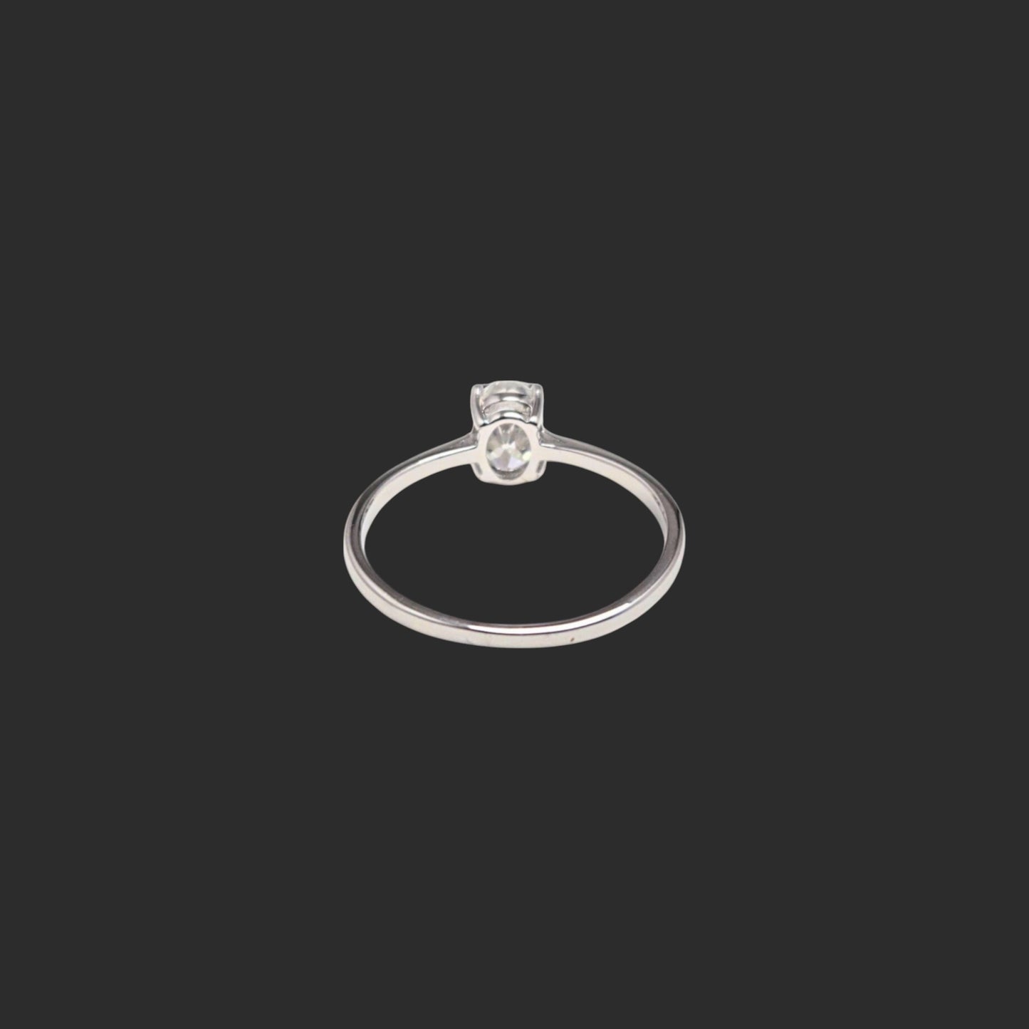 The Elara Oval Solitaire Ring